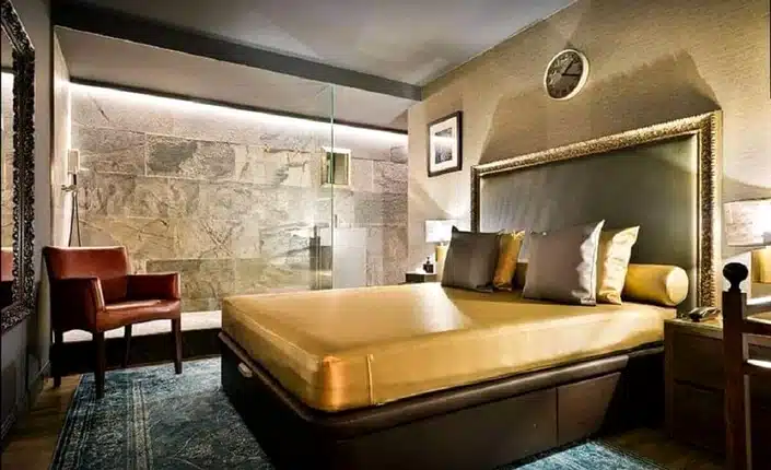 La Suite Barcelona adult venue interior for brothels guide
